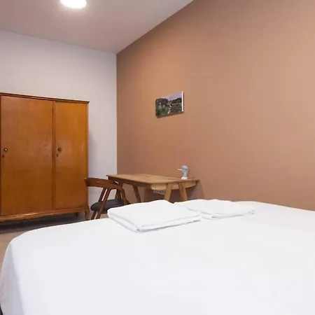 Unique Design Elegant 2 Bd In Historic Mets W Apartment