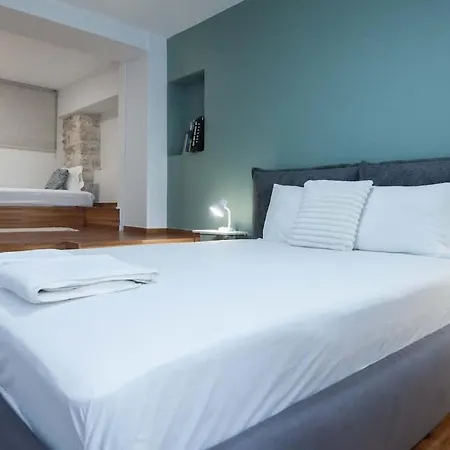 Unique Design Elegant 2 Bd In Historic Mets W Apartment