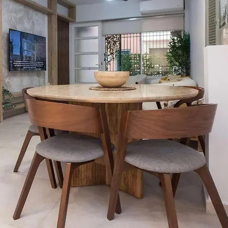 Unique Design Elegant 2 Bd In Historic Mets W * Athens