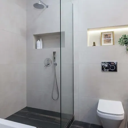 Unique Design Elegant 2 Bd In Historic Mets W Apartment Athens