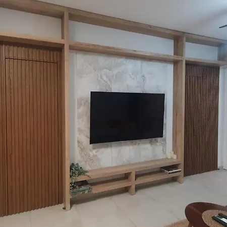 Unique Design Elegant 2 Bd In Historic Mets W Apartment *