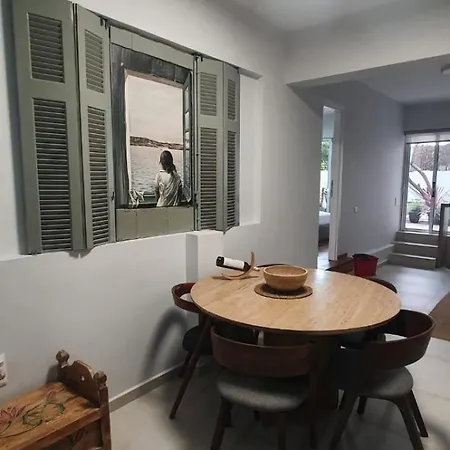 Unique Design Elegant 2 Bd In Historic Mets W Apartment Athens